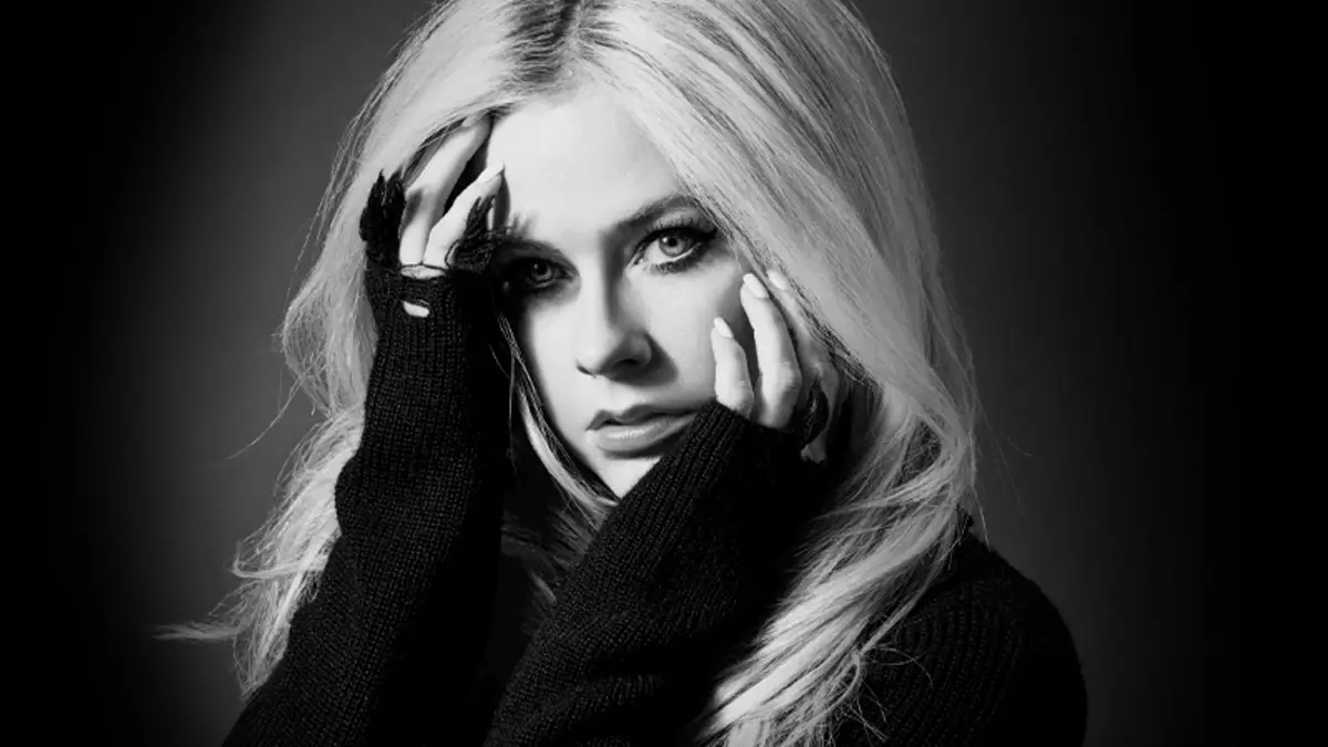 Avril Lavigne Head Above Water European Tour Dates Announced The Honey Pop