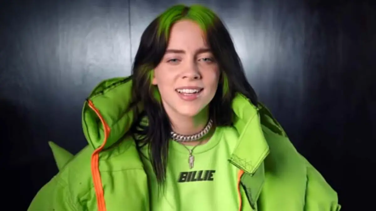 Billie Eilish Surprises Fans Busting A Move To Bad Guy The