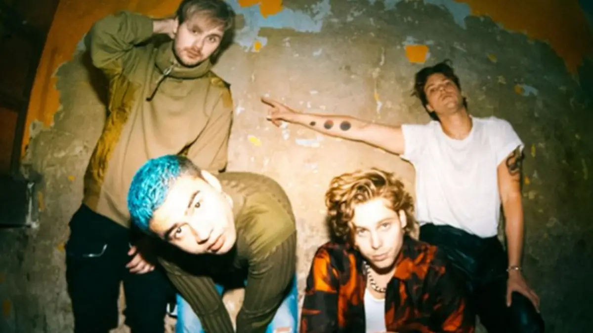 5 Reasons Why … You Should Stan 5SOS