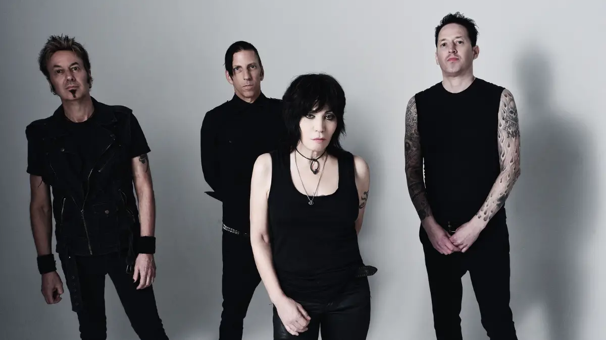 4 Iconic Songs On Joan Jett & The Blackhearts' Changeup - THP